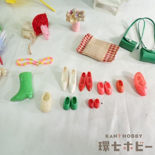 0QE76◇当時物 旧タカラ チビッコメイト チーちゃん テーブル 0QE76◇当時物 旧タカラ チビッコメイト チーちゃん テーブル