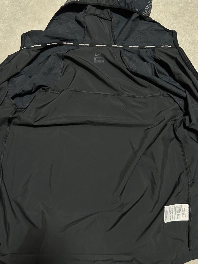 NIKE ナイキ エッセンシャル フラッシュ フーディ NIKE ナイキ エッセンシャル フラッシュ フーディ