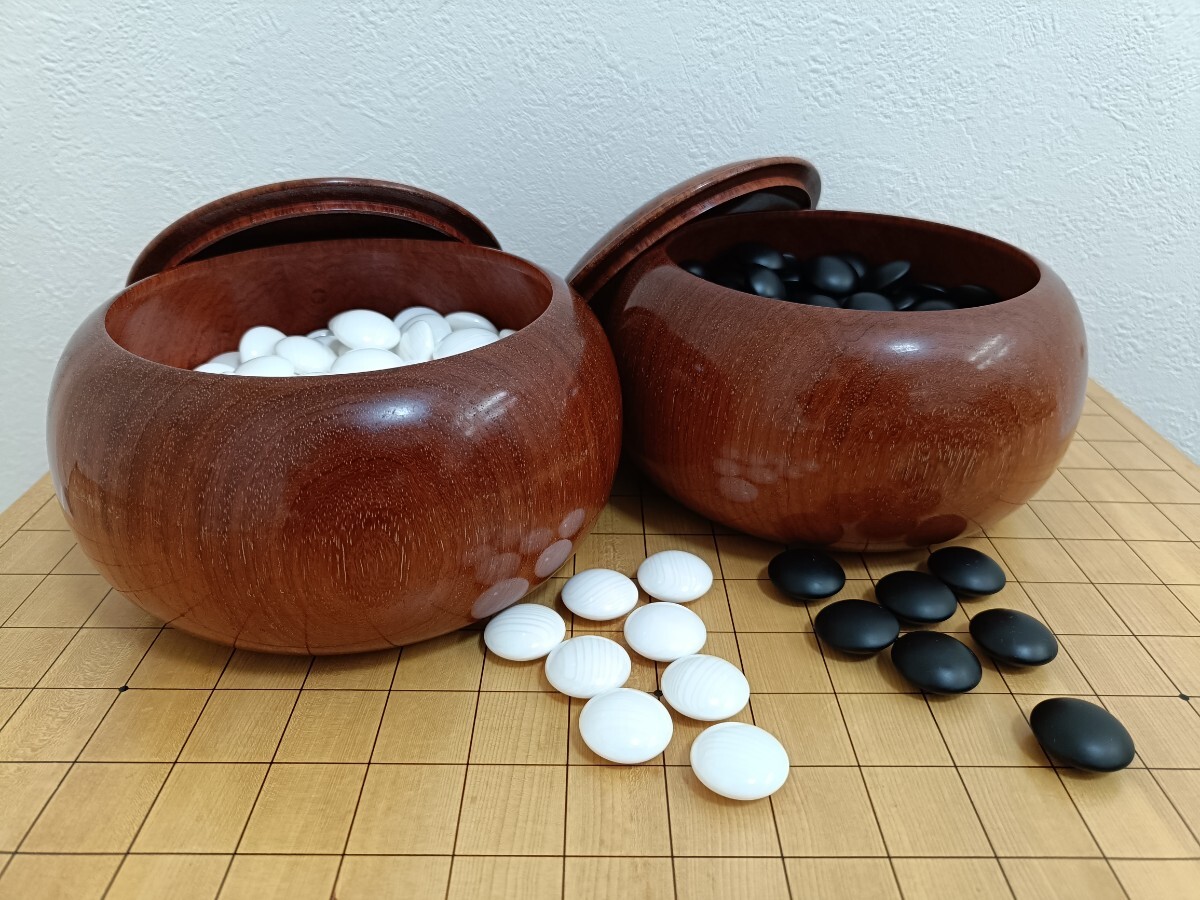 ☆彡極美品◇日向特製 本蛤碁石 37号 『雪印』☆花梨超々特大 ☆彡極美品◇日向特製 本蛤碁石 37号 『雪印』☆花梨超々特大