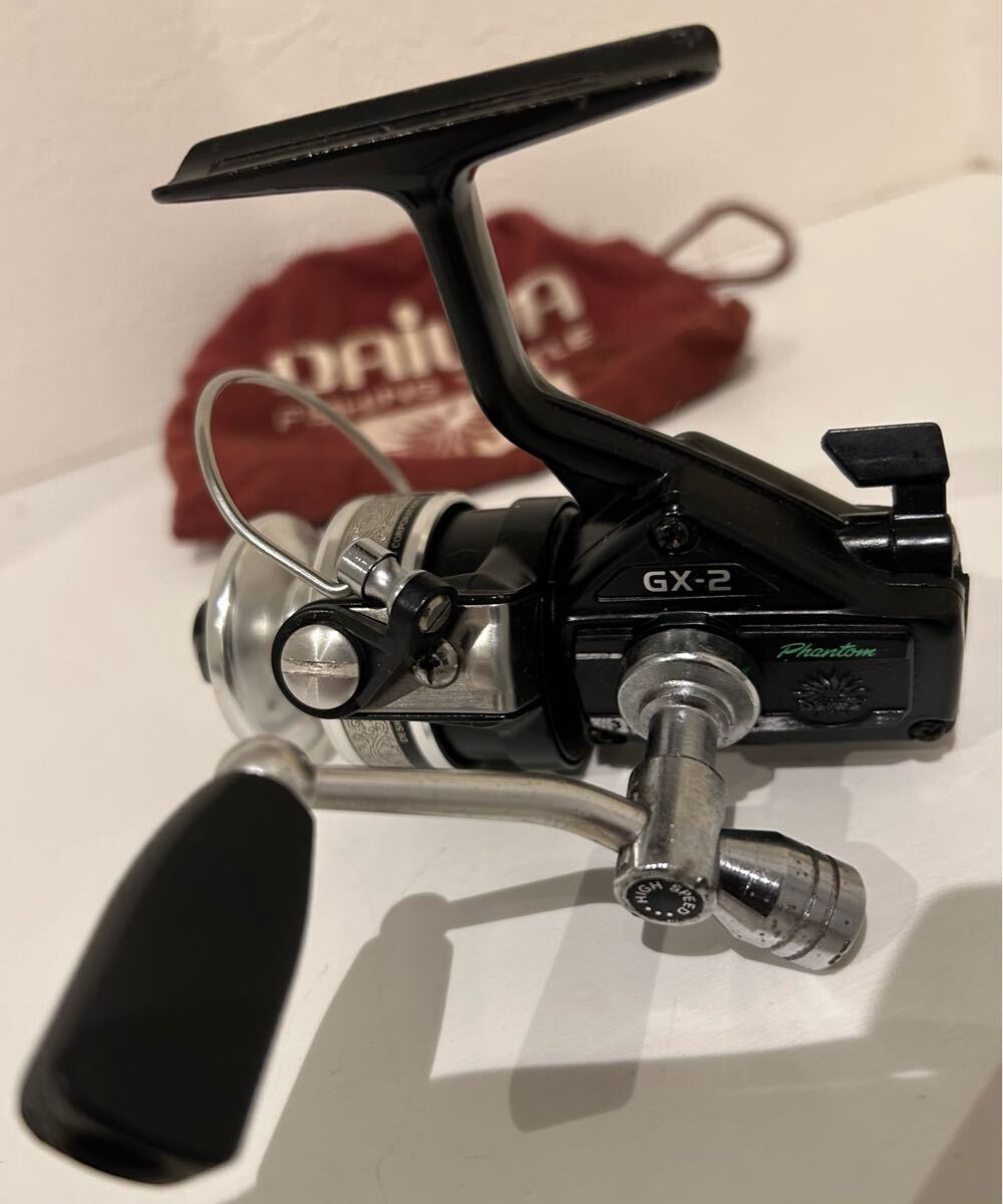 リール ダイワ ファントム GX-2 Daiwa オーバホール済 ほぼ 未 リール ダイワ ファントム GX-2 Daiwa オーバホール済 ほぼ 未