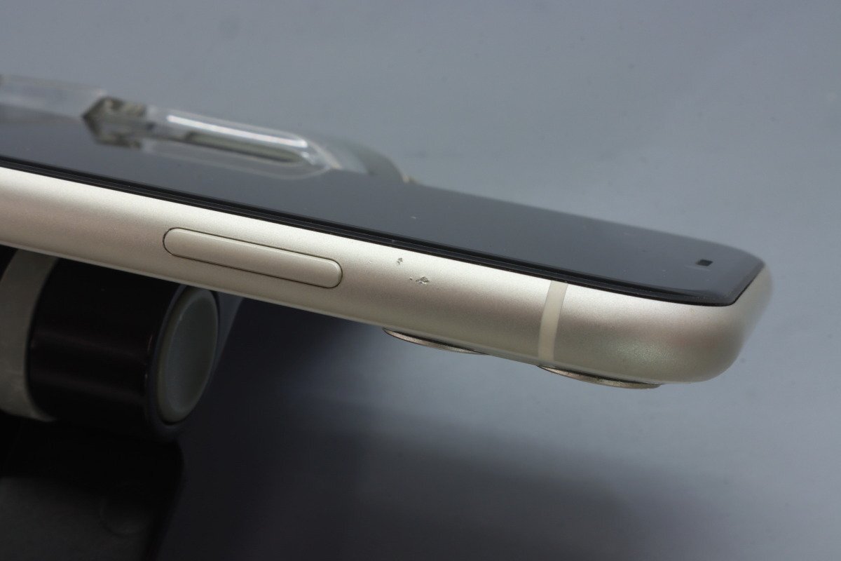 Apple iPhone11 64GB White A2221 MWLU2J/A バッテリ92% □SIM Apple iPhone11 64GB White A2221 MWLU2J/A バッテリ92% □SIM
