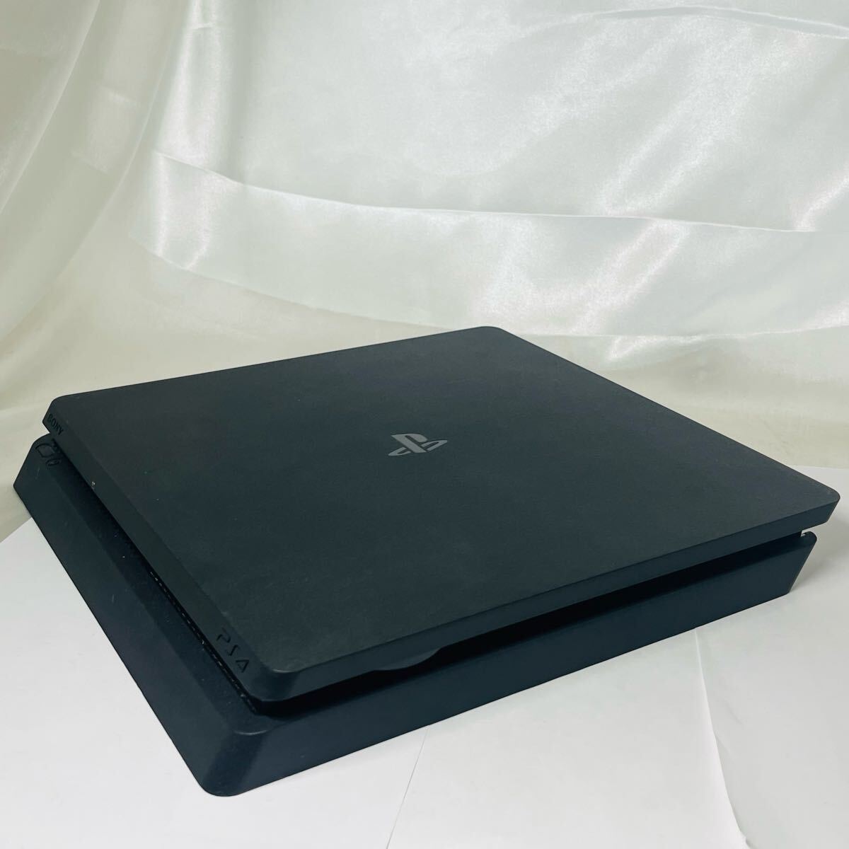 【2024】三越のお歳暮・冬ギフト ☆1円~ FW8.50 SONY PS4 PlayStation4 本体 CUH-2000B 1TB PS4本体