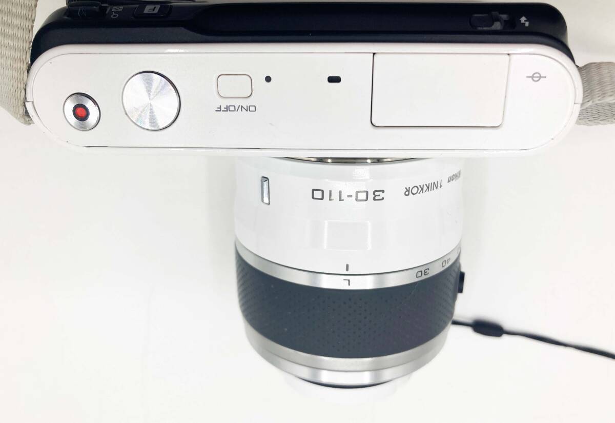Nikon 1 J1 ダブルズームキット レンズ2個付き レンズキット ① Nikon 1 J1 ダブルズームキット レンズ2個付き レンズキット ①