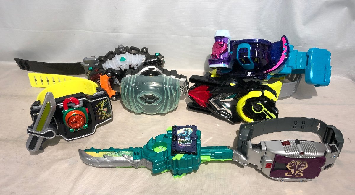 1円~ 仮面ライダー 変身ベルト グッズ 大量 まとめ セット 1円~ 仮面ライダー 変身ベルト グッズ 大量 まとめ セット