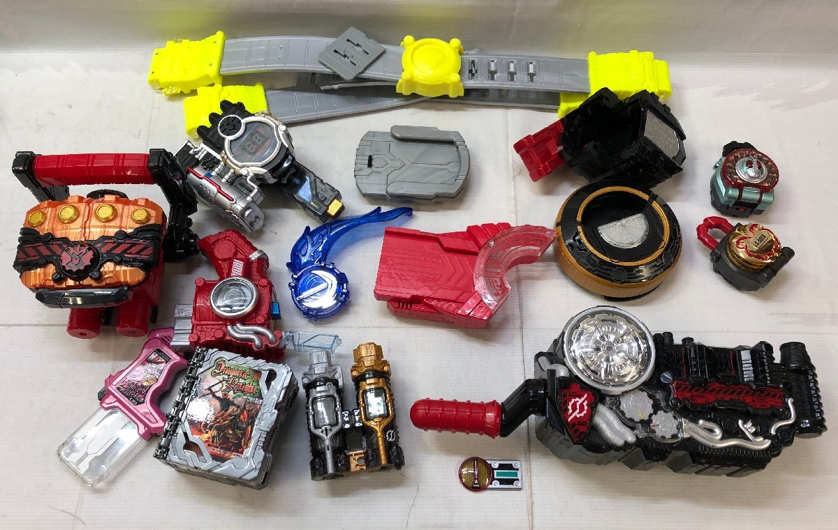 1円~ 仮面ライダー 変身ベルト グッズ 大量 まとめ セット 1円~ 仮面ライダー 変身ベルト グッズ 大量 まとめ セット