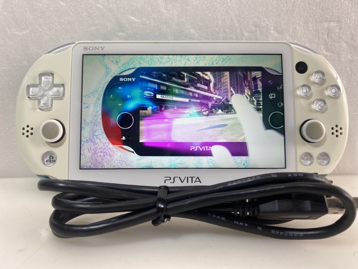 PlayStation Vita Wi-Fiモデル ライトブルー/ホワイト (PCH PlayStation Vita Wi-Fiモデル ライトブルー/ホワイト (PCH