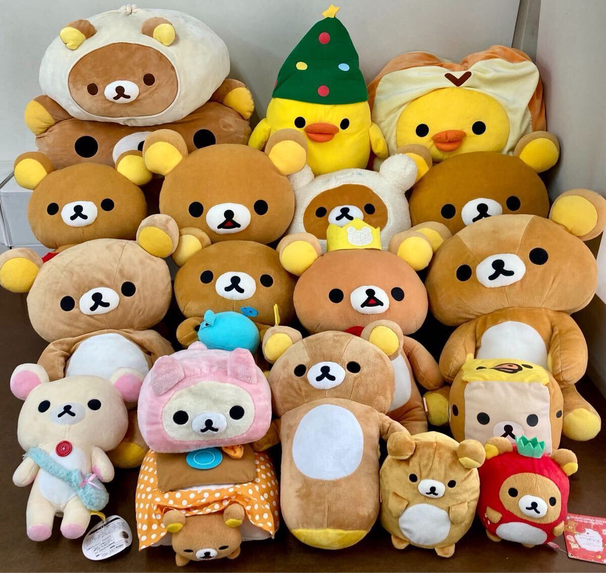 RR120) リラックマ ぬいぐるみ 大量セット まとめ売り RR120) リラックマ ぬいぐるみ 大量セット まとめ売り