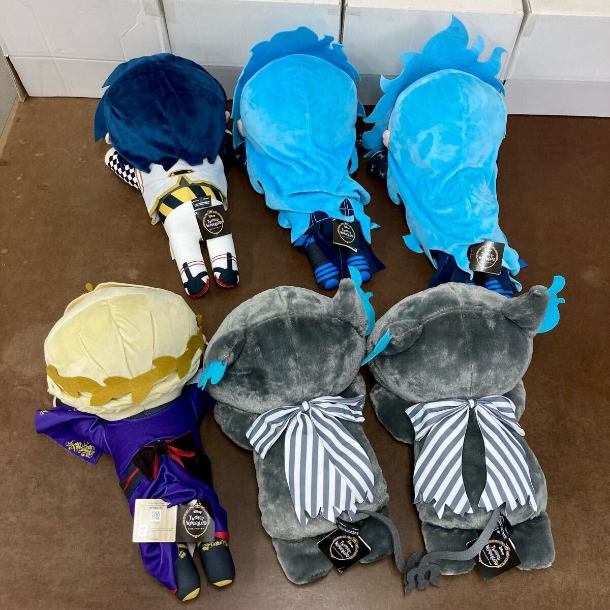 RR084)タグ付き 美品 ディズニー ツイステッドワンダーランド RR084)タグ付き 美品 ディズニー ツイステッドワンダーランド