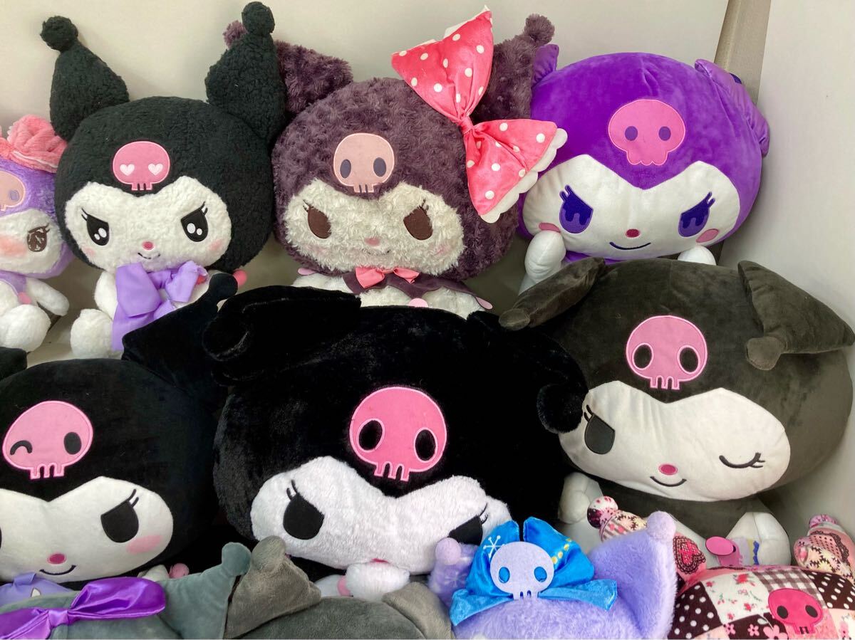 RR074) サンリオ クロミ ぬいぐるみ 大量セット まとめ売り RR074) サンリオ クロミ ぬいぐるみ 大量セット まとめ売り