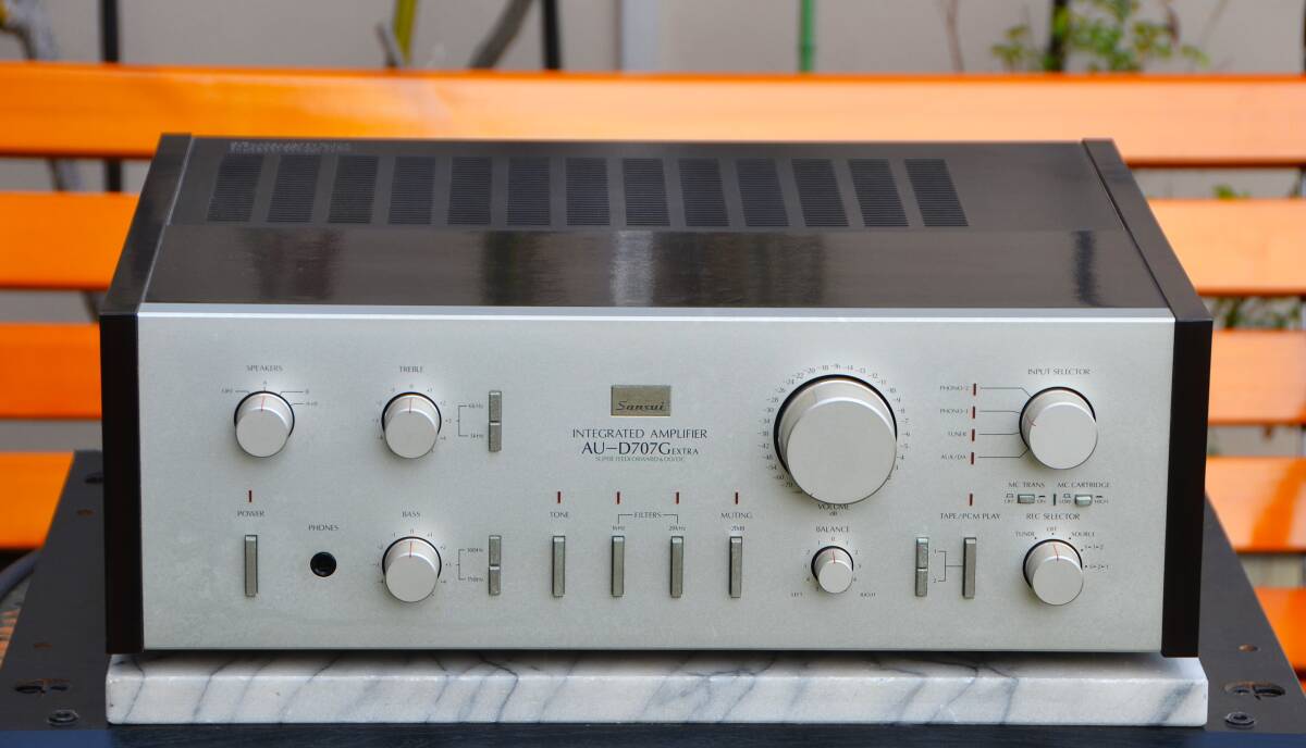 山水プリメインアンプ AU-D707G EXTRA 動作品 Yahoo!オークション - SANSUI AU-D707G Extra プリメインアンプ