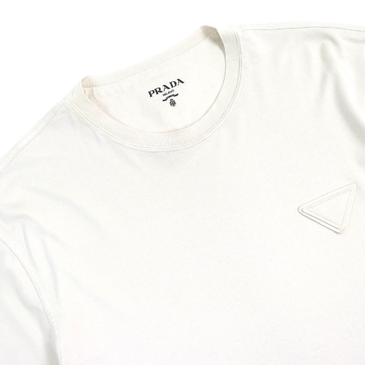 美品△PRADA プラダ 2023年制 UJN852 コットン100% トライアングルロゴ クルーネック 半袖Ｔシャツ ライトベージュ S 伊制 正規(guī)品 メンズ