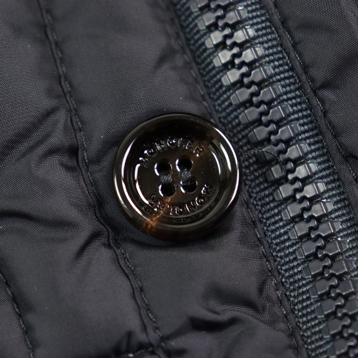 美品○MONCLER モンクレール 420914139285 53227 RYAN ロゴ 美品○MONCLER モンクレール 420914139285 53227 RYAN ロゴ