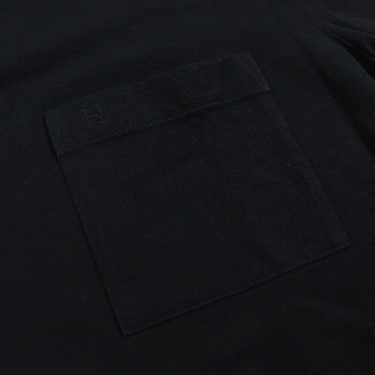 未使用品○HERMES エルメス 23SS コットン100% Hロゴ刺繍 ポケット付き クルーネック 半袖Ｔシャツ ブラック S イタリア制 正規(guī)品 メンズ