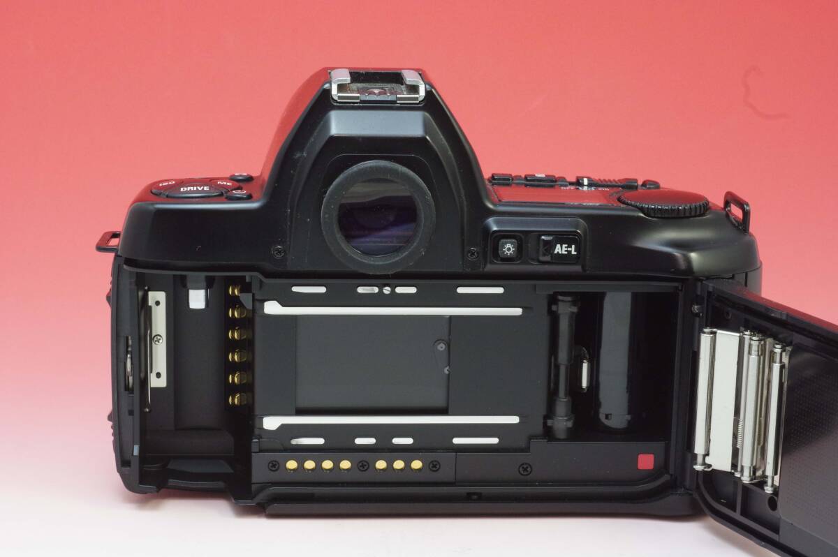 Nikon(ニコン) F-801 フィルムカメラ(ニコン)|売買された Nikon(ニコン) F-801 フィルムカメラ(ニコン)|売買された