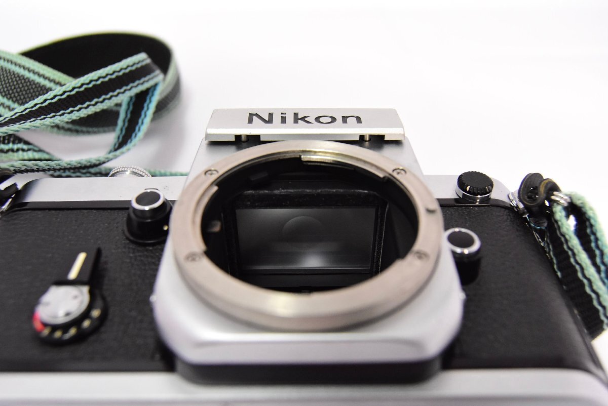 1-1732)Nikon ニコン『F2 アイレベル』ボディ シルバー フィルム 1-1732)Nikon ニコン『F2 アイレベル』ボディ シルバー フィルム