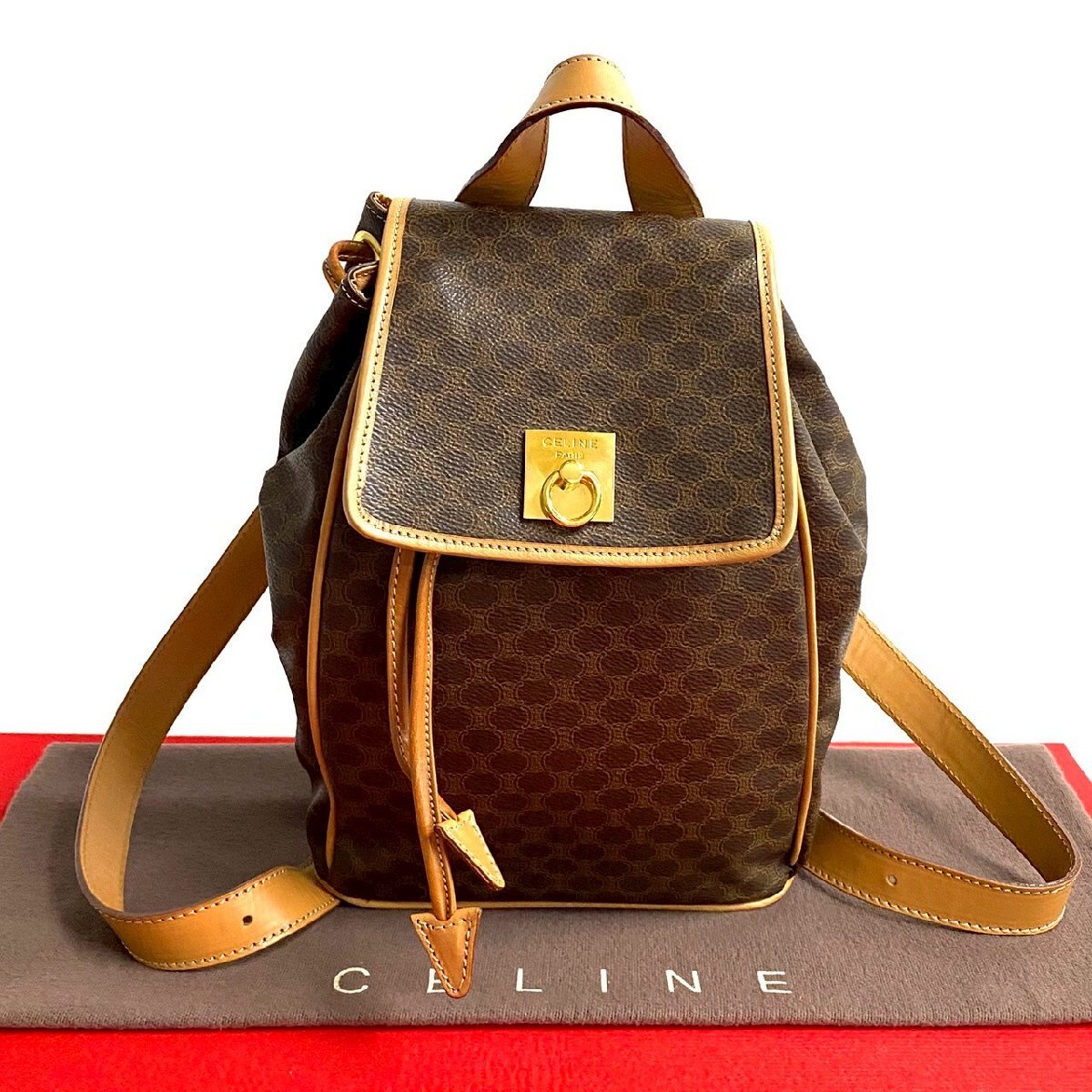 極 美品 CELINE セリーヌ マカダム ブラゾン トリオンフ 柄 ロゴ リング金具 レザー リュックサック デイパック ブラウン 茶 43496_画像1