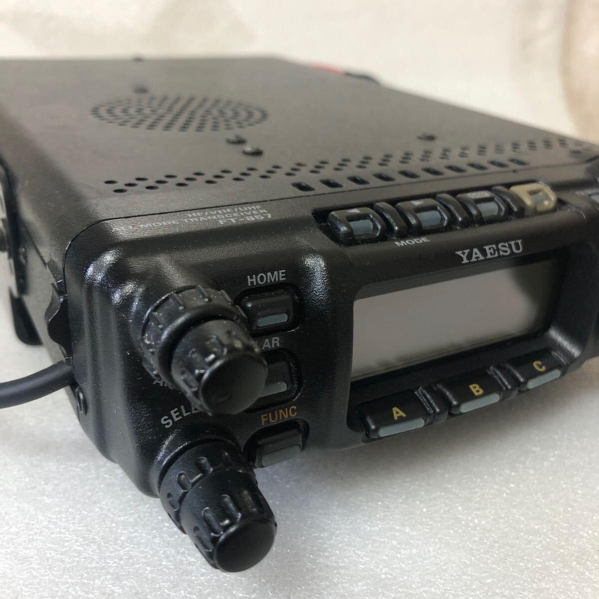 YAESU ヤエス 八重洲 無線機 FT-857 オールモードトランシーバー YAESU ヤエス 八重洲 無線機 FT-857 オールモードトランシーバー