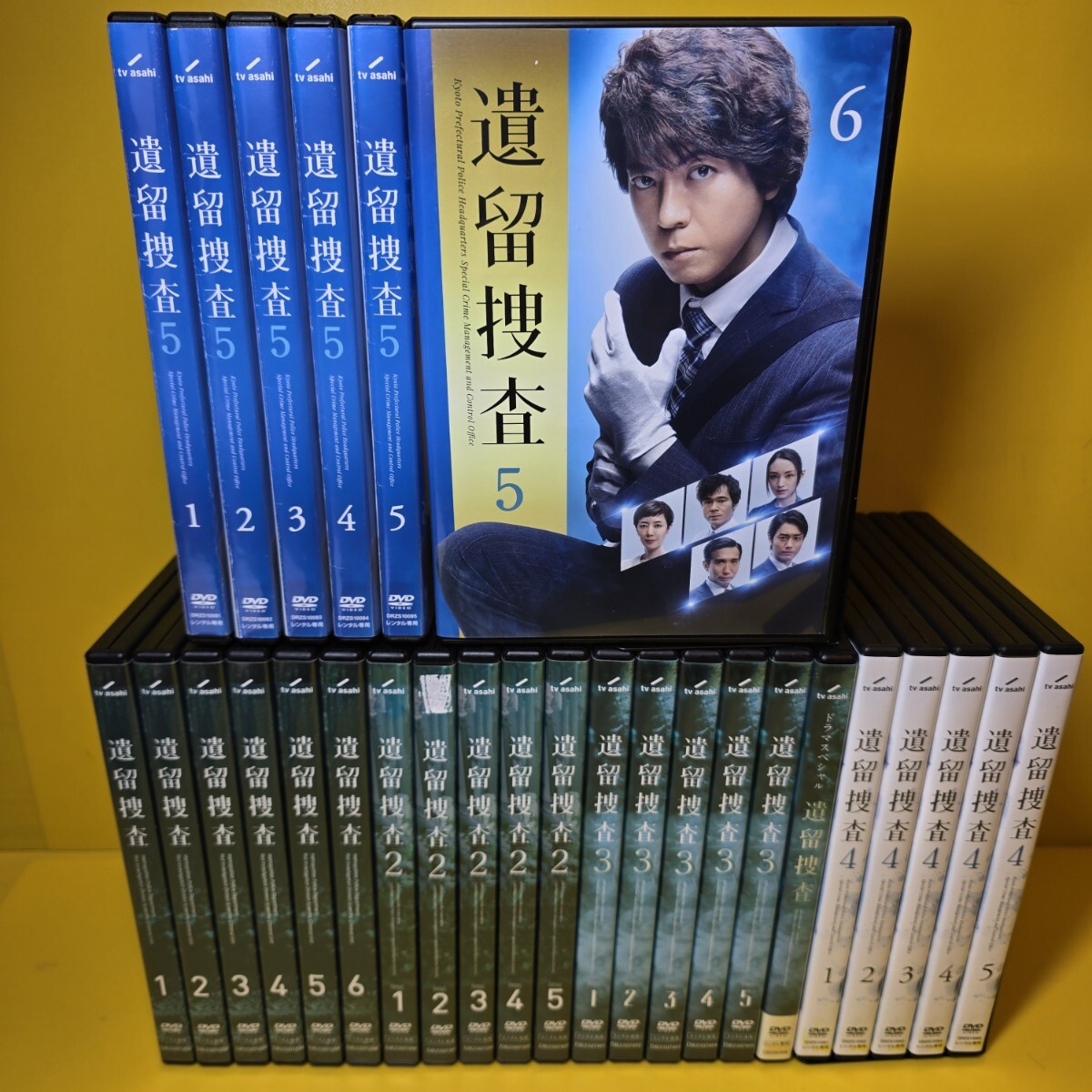 新品ケース交換済み 遺留捜査 シーズン1~5+スペシャル DVD 全28 新品ケース交換済み 遺留捜査 シーズン1~5+スペシャル DVD 全28