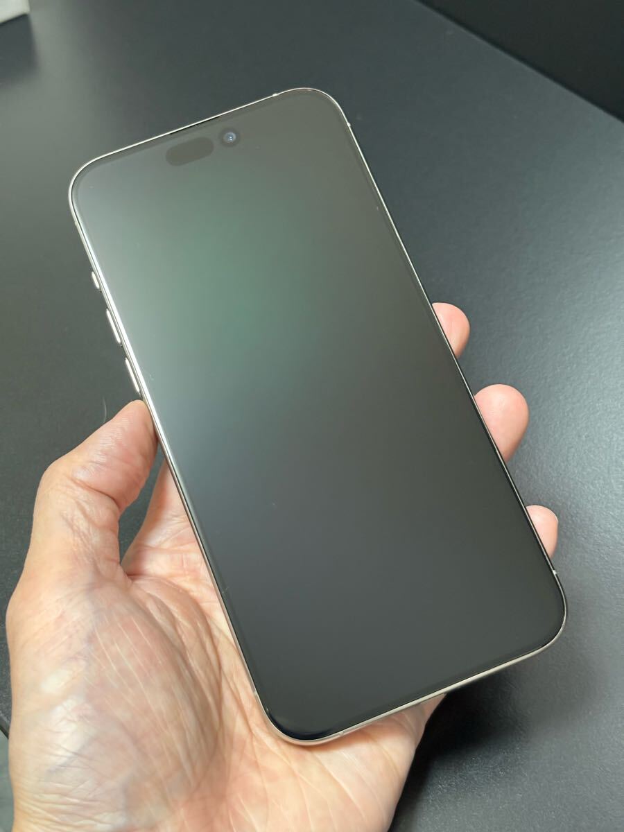 美品】iPhone15 Pro Max ナチュラルチタニウム 256GB SIMフリー 美品】iPhone15 Pro Max ナチュラルチタニウム 256GB SIMフリー