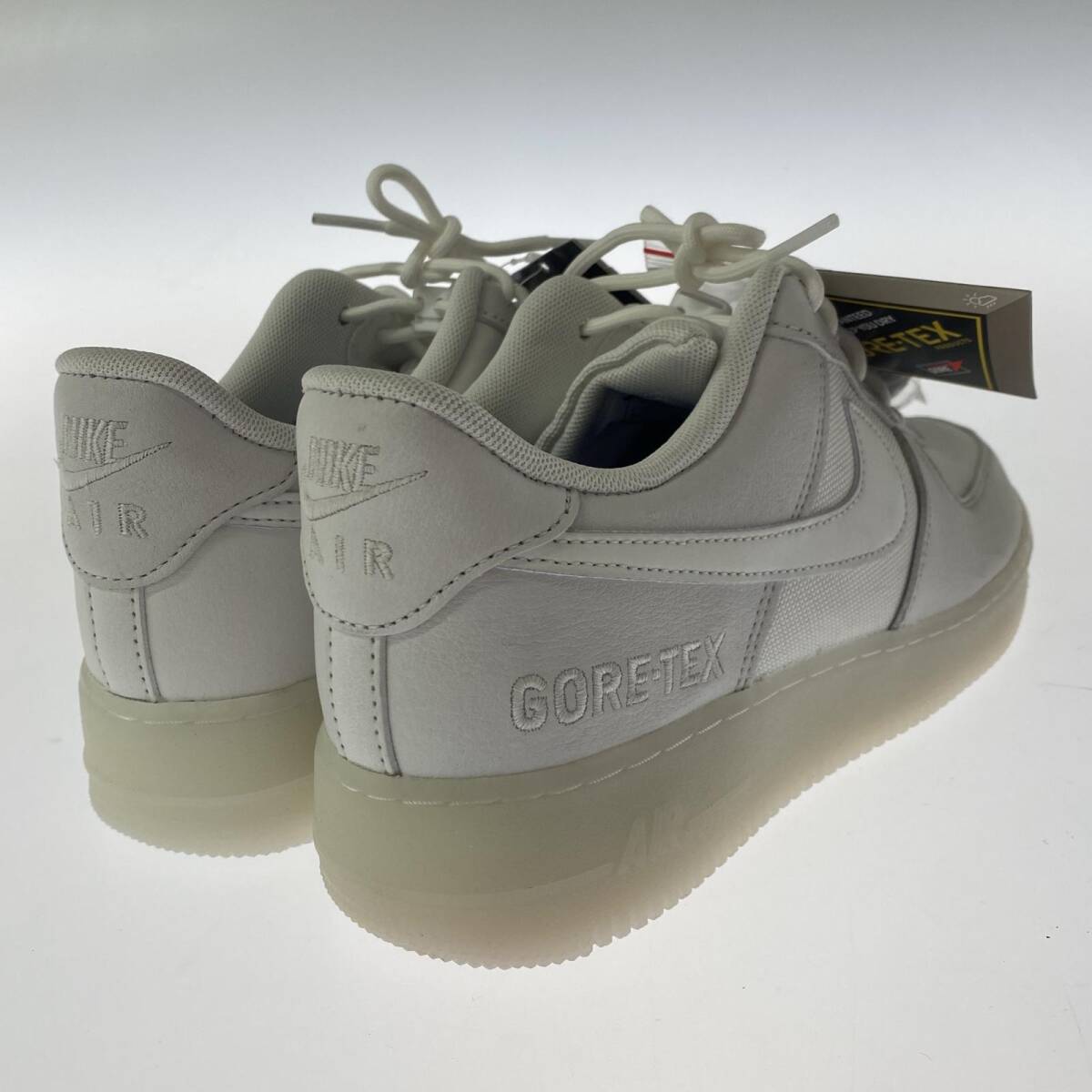 美品 NIKE ナイキ タグ付き DJ7968-100 AIR FORCE 1 GTX 美品 NIKE ナイキ タグ付き DJ7968-100 AIR FORCE 1 GTX