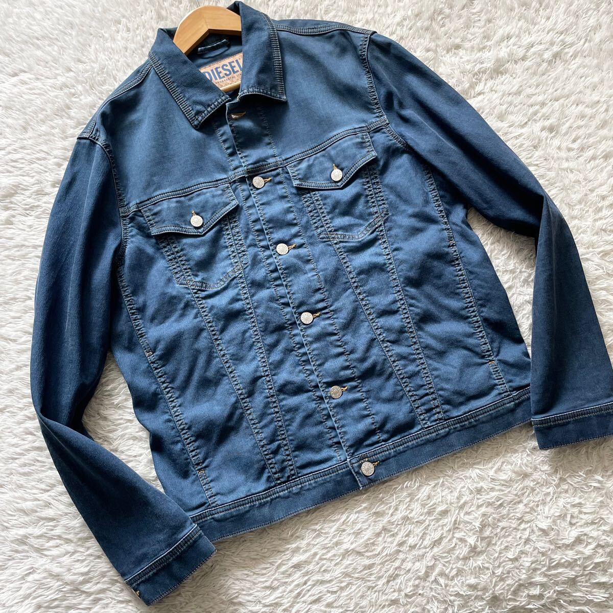 希少!XLサイズ DIESEL ディーゼル デニムジャケット 新 ジョグ 希少!XLサイズ DIESEL ディーゼル デニムジャケット 新 ジョグ