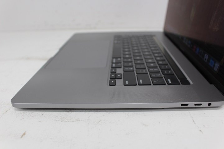 MacBook Pro 16-inch 2019 A2141 Core i9 9980HK 2.4GHz 8コア MacBook Pro 16-inch 2019 A2141 Core i9 9980HK 2.4GHz 8コア