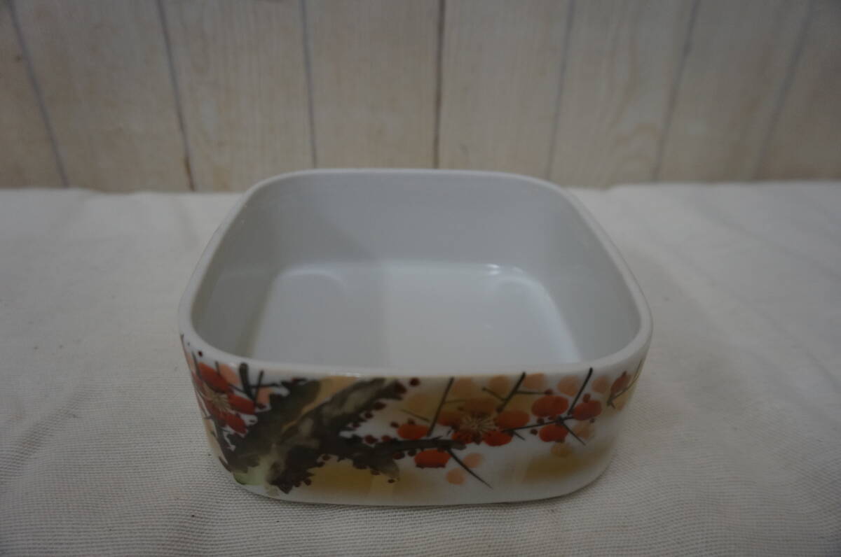 美品☆九谷焼☆三段重☆玉竜作☆陶器☆木箱入☆504S4 美品☆九谷焼☆三段重☆玉竜作☆陶器☆木箱入☆504S4