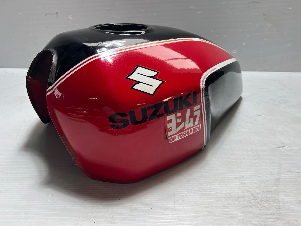 2410-142 1円スタート GSX400 インパルス gk79a ヨシムラカラー 2410-142 1円スタート GSX400 インパルス gk79a ヨシムラカラー