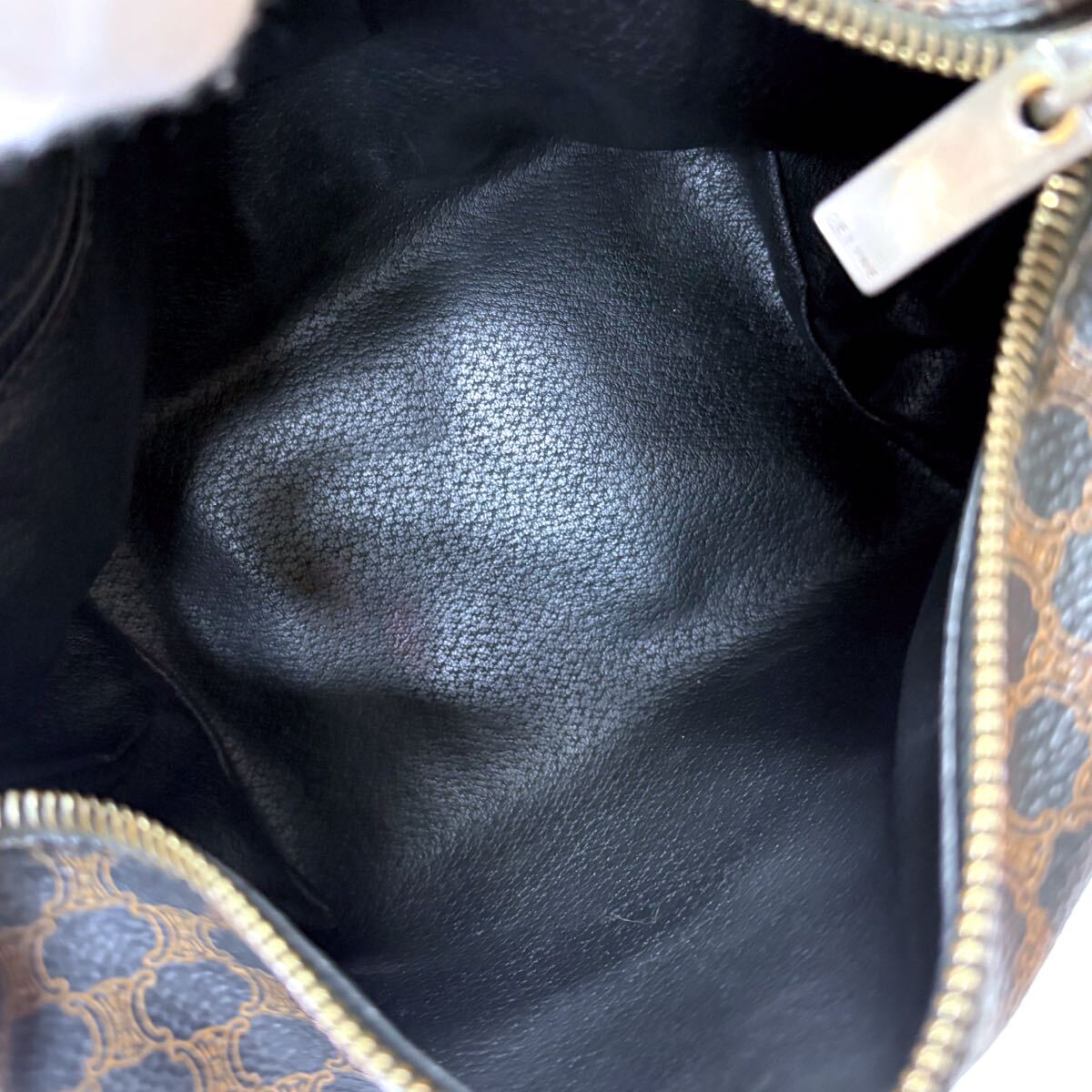  Celine CELINE Mini ручная сумочка черный Macadam рисунок vanity Trio mfPVC кожа чёрный аксессуары сумка 