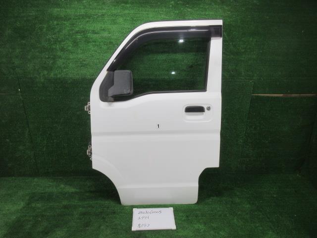 スズキ エブリィ HBD-DA17V 左フロントドア 26U PA 401840