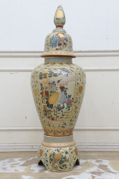 DB10 栄盛窯 瀧山作 薩摩焼 金襴手 特大花瓶 飾壷 高さ126cm DB10 栄盛窯 瀧山作 薩摩焼 金襴手 特大花瓶 飾壷 高さ126cm