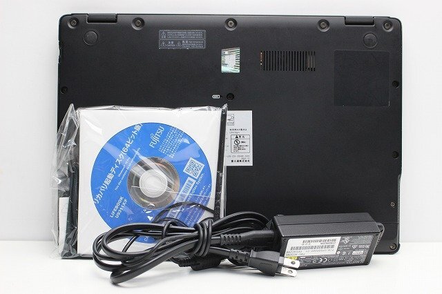 1円スタート ノートパソコン ハイスペック Windows11 富士通 1円スタート ノートパソコン ハイスペック Windows11 富士通