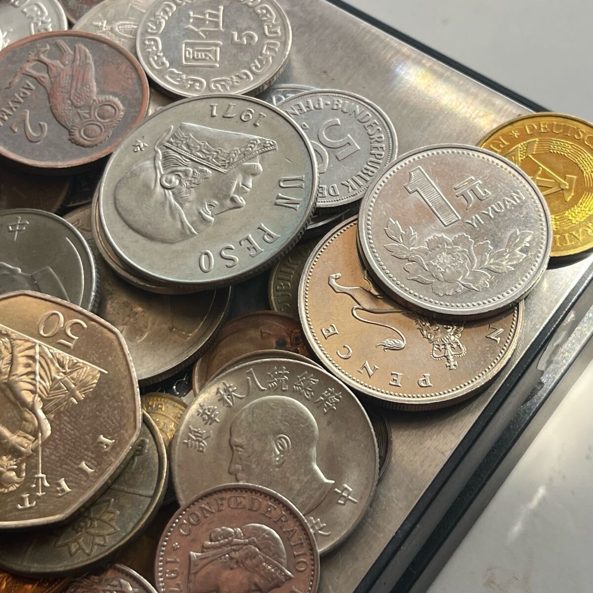 外国コイン 硬貨 411g 英ポンド スイスフラン 人民元他 外国硬貨 外国コイン 硬貨 411g 英ポンド スイスフラン 人民元他 外国硬貨
