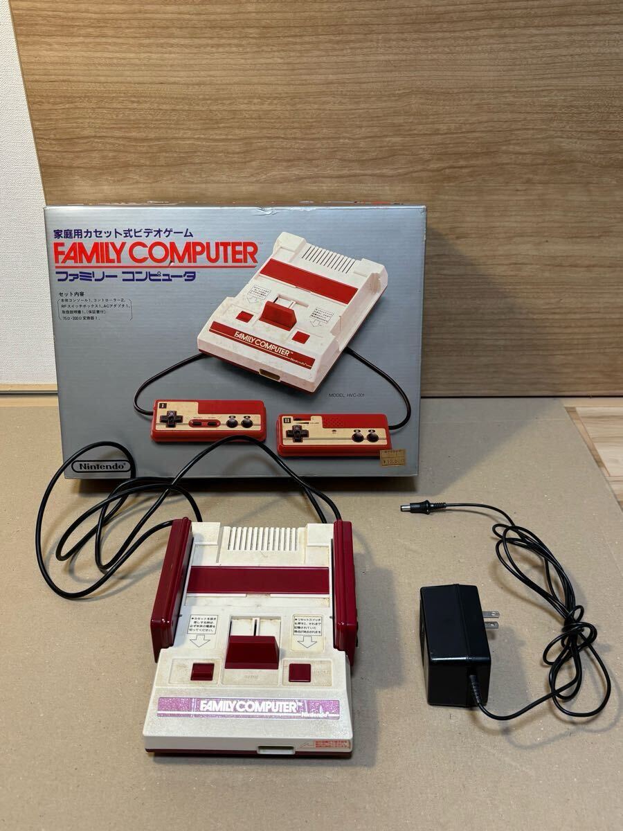 任天堂 ファミリーコンピューター 本体 HVC-002 カセット14個 任天堂 ファミリーコンピューター 本体 HVC-002 カセット14個