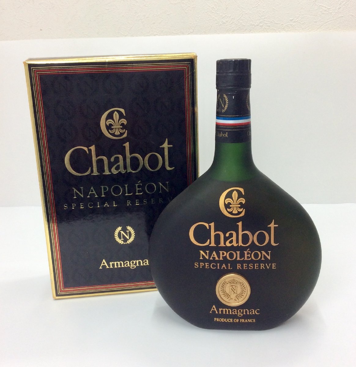 未開栓/古酒】Chabot NAPOREON シャボー ナポレオン 700ml 40 未開栓/古酒】Chabot NAPOREON シャボー ナポレオン 700ml 40