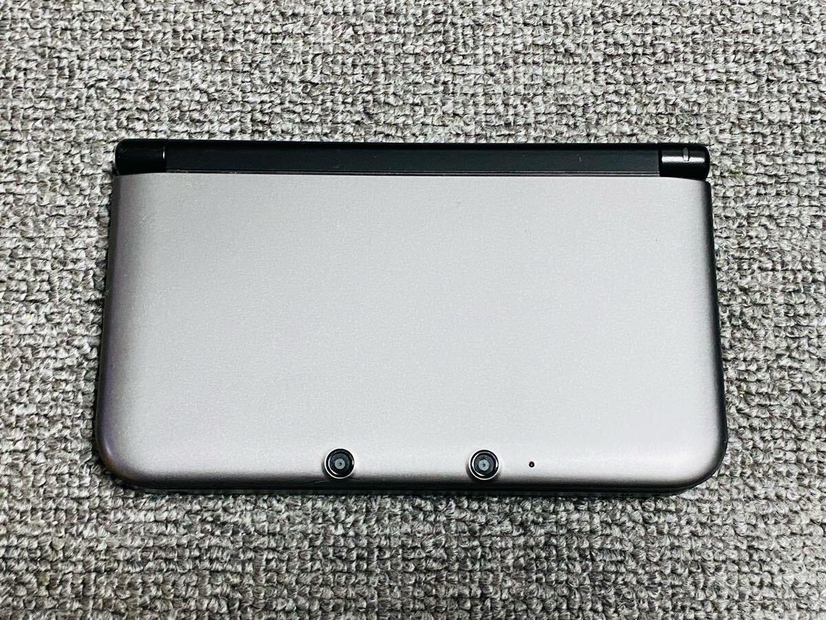 任天堂 3DS LL ニンテンドー3DSLL SPR-001 シルバーx ブラック 任天堂 3DS LL ニンテンドー3DSLL SPR-001 シルバーx ブラック