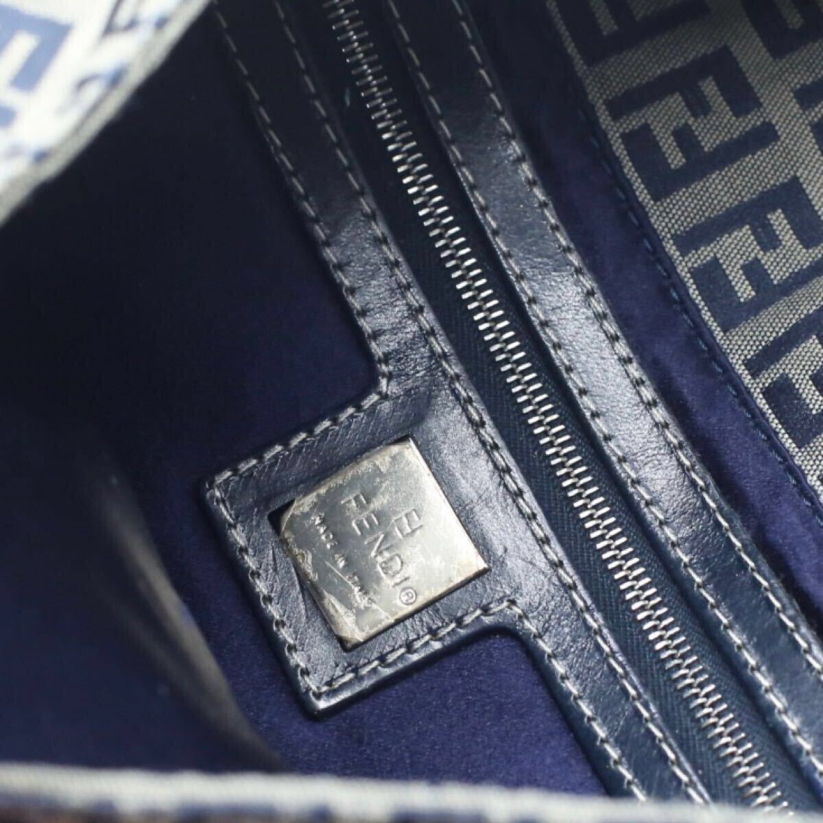 FENDI フェンディ マンマバケット ズッカ柄 ハンドバッグ FENDI フェンディ マンマバケット ズッカ柄 ハンドバッグ