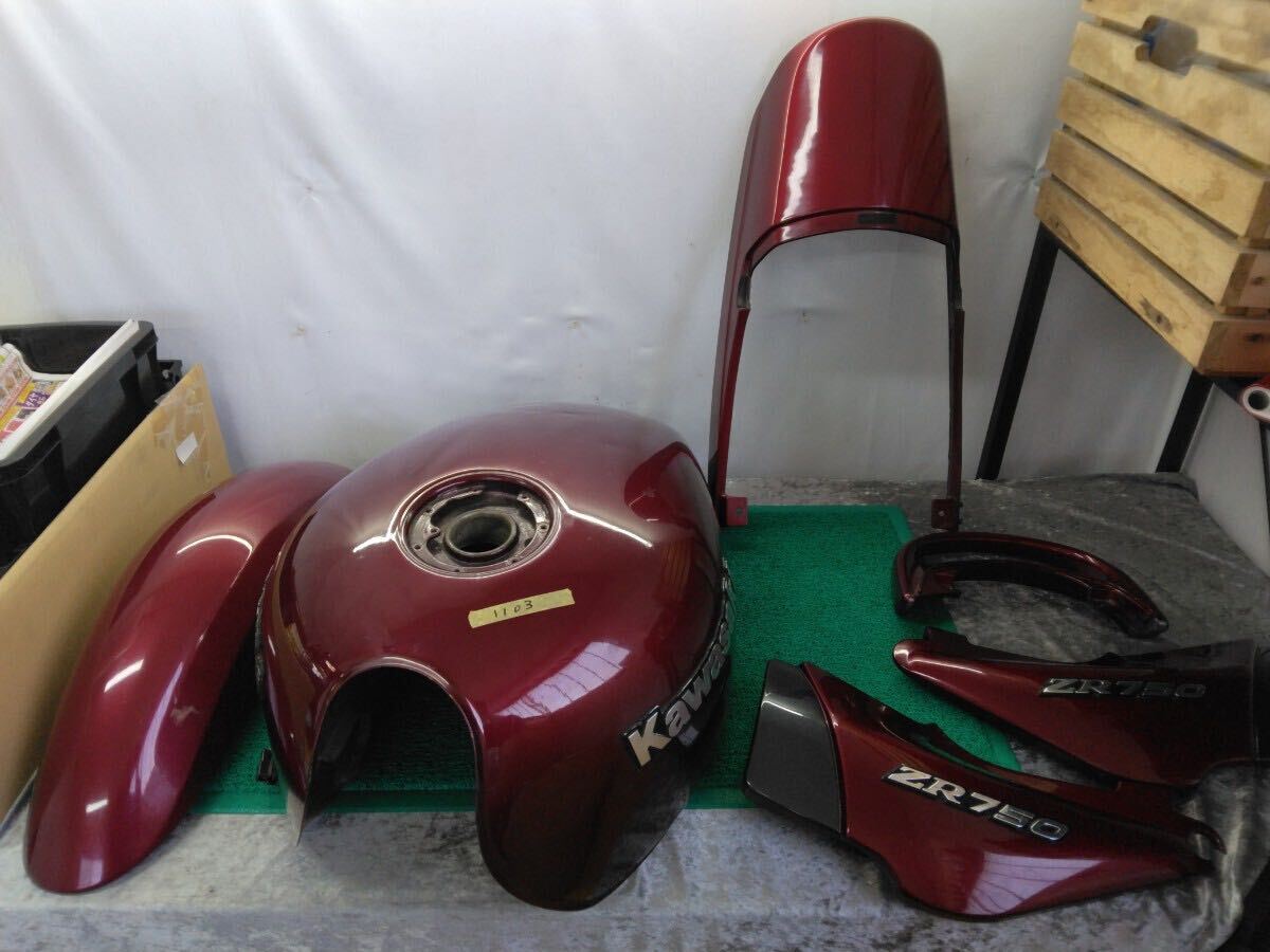 1103 ゼファー750 外装セット (検 ゼファー1100 Z1 KZ1000 MK2 1103 ゼファー750 外装セット (検 ゼファー1100 Z1 KZ1000 MK2