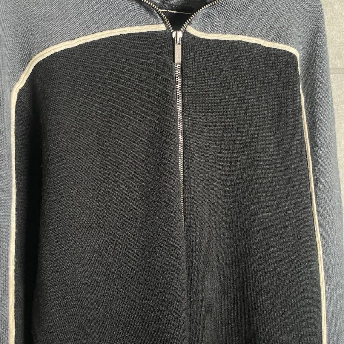 美品 EMPORIO ARMANI ニットジャケット バックロゴ イタリア製 美品 EMPORIO ARMANI ニットジャケット バックロゴ イタリア製