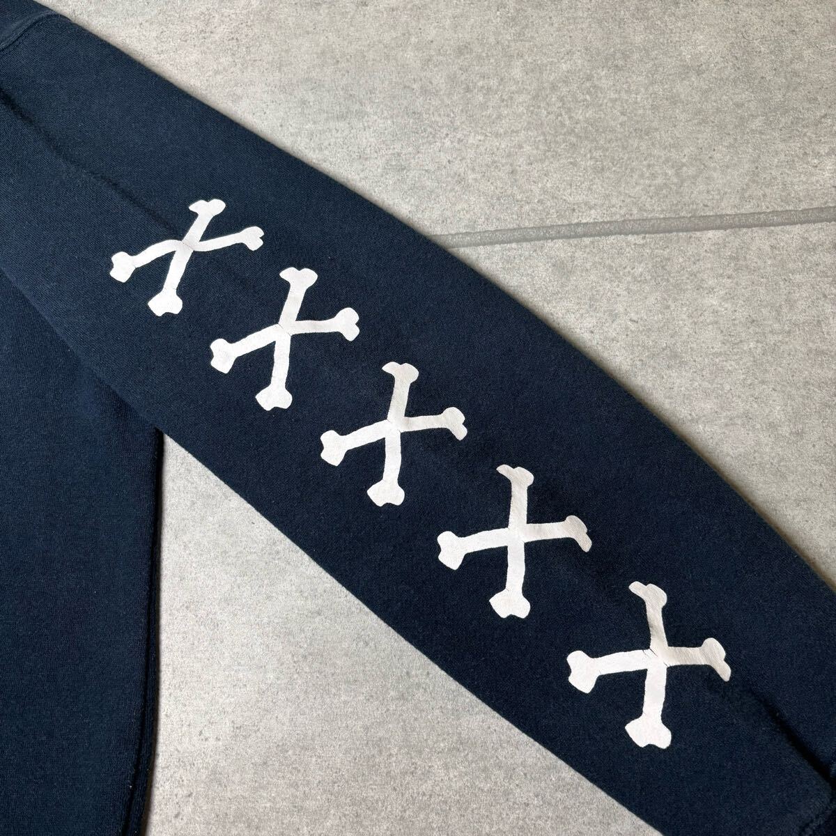 OLD STUSSY スウェット 骨 スカル ドクロ 全面プリント 希少 黒 OLD STUSSY スウェット 骨 スカル ドクロ 全面プリント 希少 黒