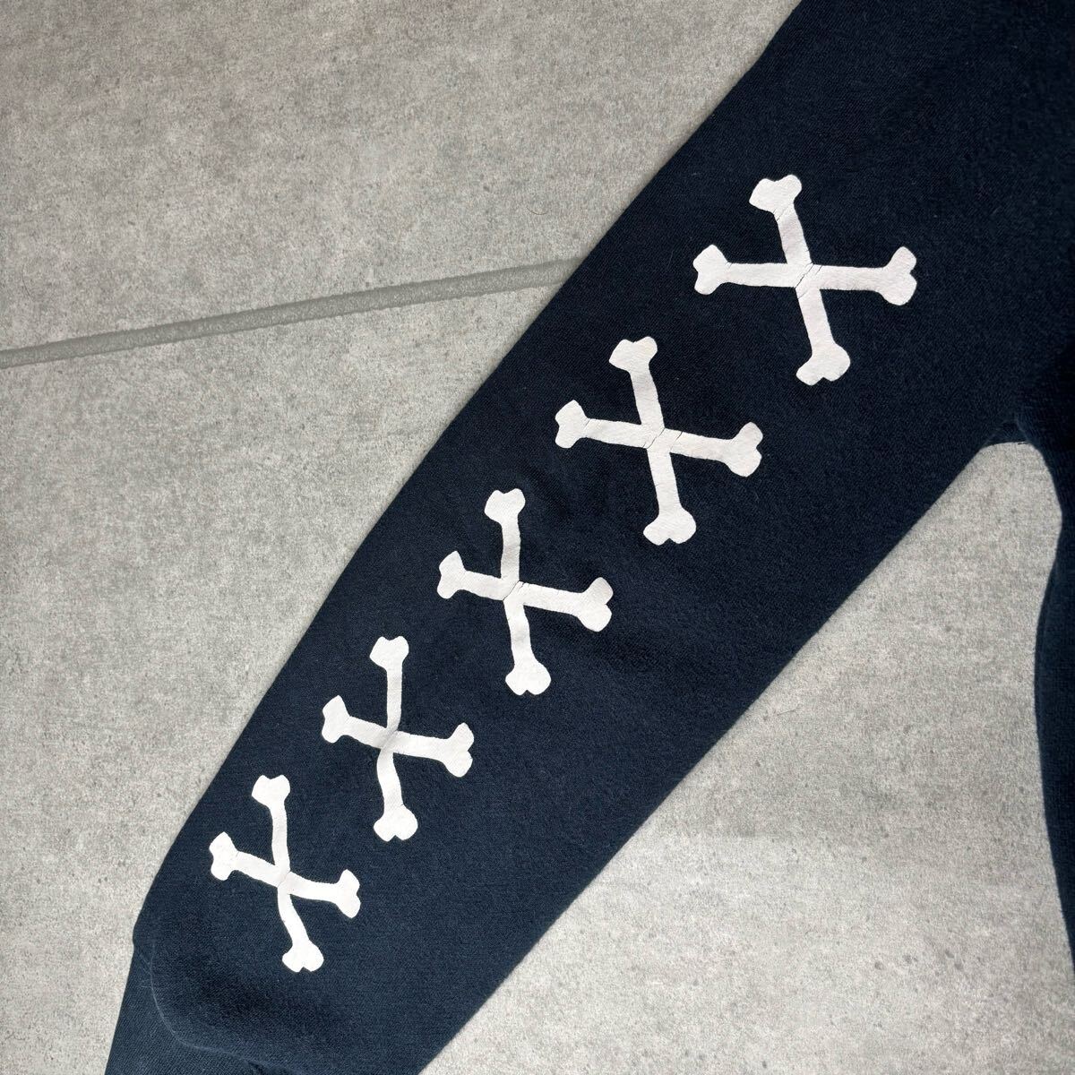 OLD STUSSY スウェット 骨 スカル ドクロ 全面プリント 希少 黒 OLD STUSSY スウェット 骨 スカル ドクロ 全面プリント 希少 黒