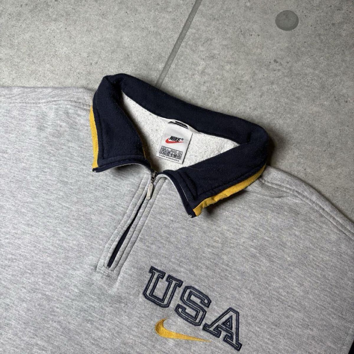 NIKE スウェット ハーフジップ 銀タグ USA 90s 刺繍 スウッシュ NIKE スウェット ハーフジップ 銀タグ USA 90s 刺繍 スウッシュ