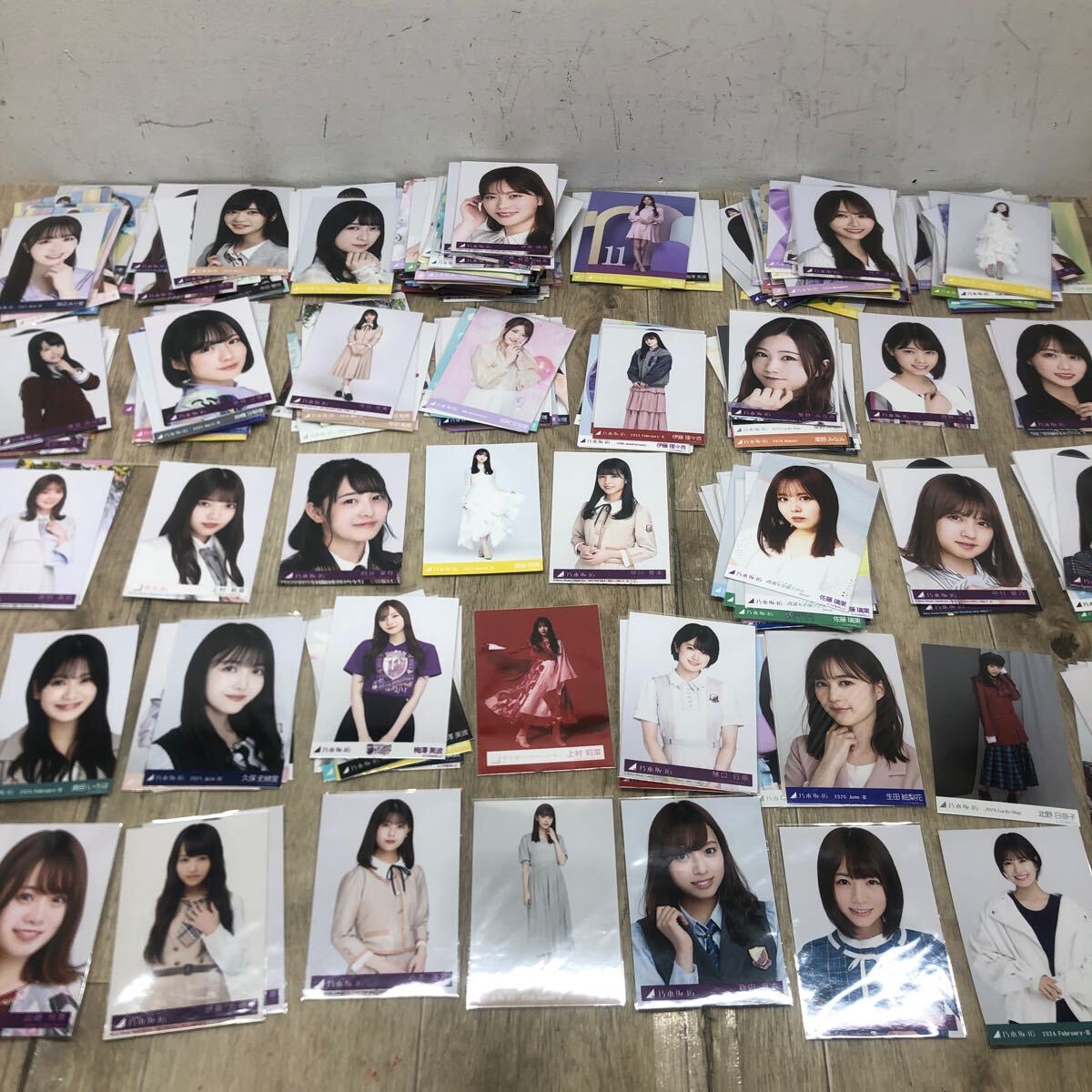 143 D / 1円〜 乃木坂46 公式 生写真 ① まとめ売り1期生〜5期生 143 D / 1円〜 乃木坂46 公式 生写真 ① まとめ売り1期生〜5期生