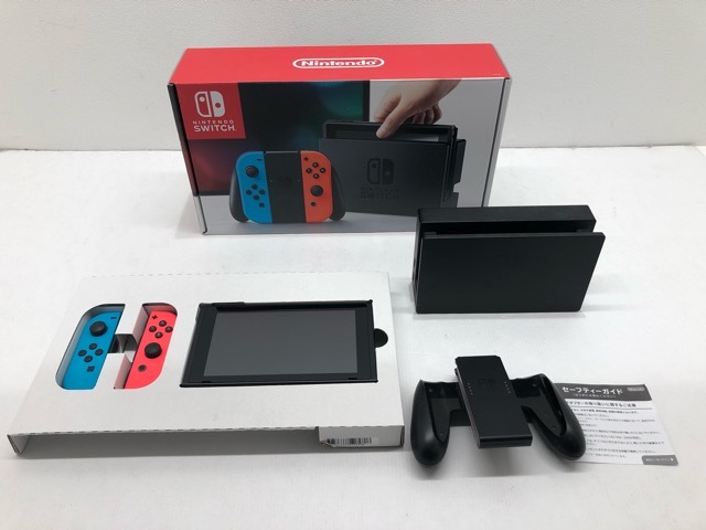 070 A) 《中古品》ニンテンドーSwitch 初期型 HAC-001 ネオン 070 A) 《中古品》ニンテンドーSwitch 初期型 HAC-001 ネオン