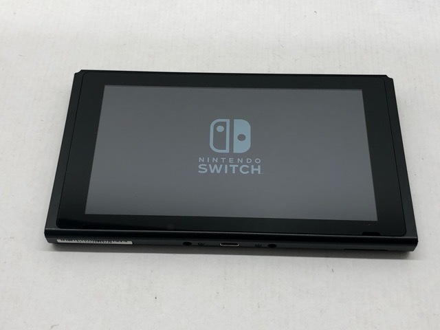 070 A) 《中古品》ニンテンドーSwitch 初期型 HAC-001 ネオン 070 A) 《中古品》ニンテンドーSwitch 初期型 HAC-001 ネオン