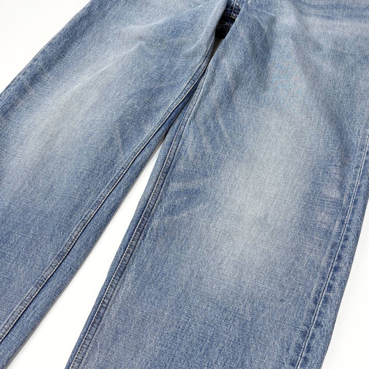 美品 CELINE by Hedi Slimane 24SS キティ ジーンズ / ピズモ 美品 CELINE by Hedi Slimane 24SS キティ ジーンズ / ピズモ