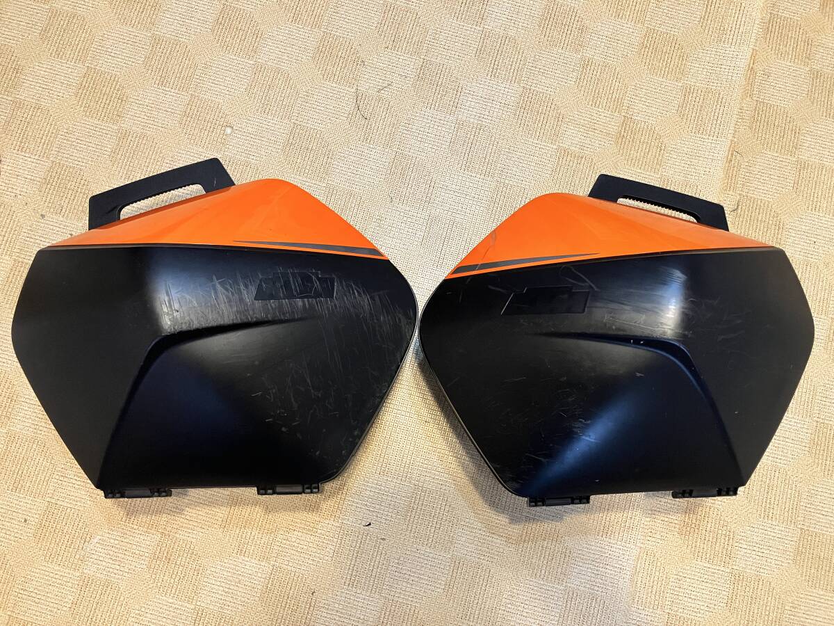 [中古]KTM 1290 スーパーデューク GT 純正パワーパーツ パニアケース 左右 セット[中古]
