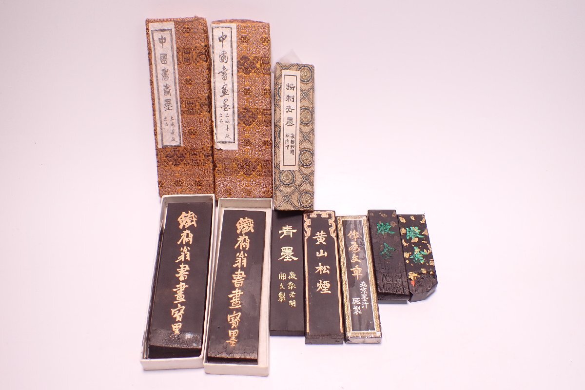 040852 中国墨 書道具 唐墨 唐物 古墨 漱金 上海墨厂出品 / 鐵斎 040852 中国墨 書道具 唐墨 唐物 古墨 漱金 上海墨厂出品 / 鐵斎
