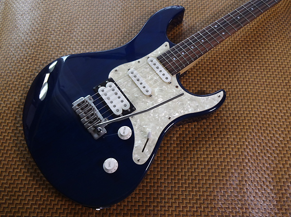Yahoo!オークション - 美品 YAMAHA PAC604W Trans Blue Pacifica Yahoo!オークション - 美品 YAMAHA PAC604W Trans Blue Pacifica