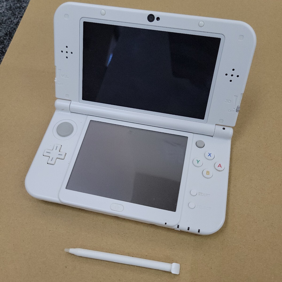 356。 New Nintendo 3DS LL ニュー ニンテンドー3DSLL 本体 356。 New Nintendo 3DS LL ニュー ニンテンドー3DSLL 本体